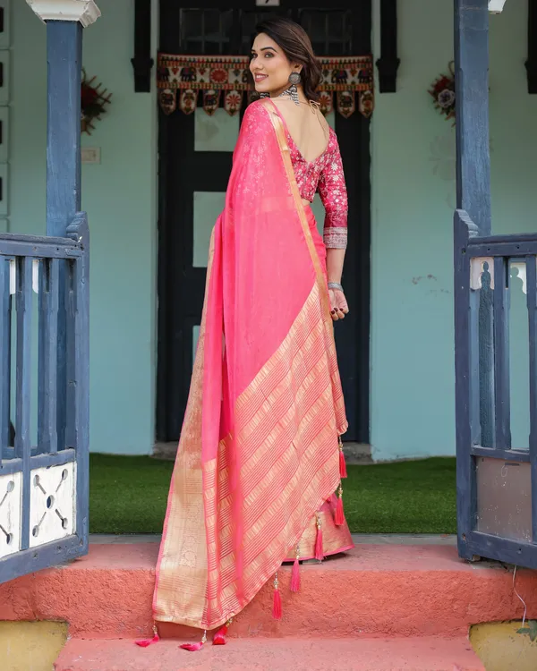 Ravishing_Rani_Pink_Plain_Chiffon_Saree_With_Gold_Zari_Border,_Floral_Printed_Blouse_&_Tassel_Accents_For_Women