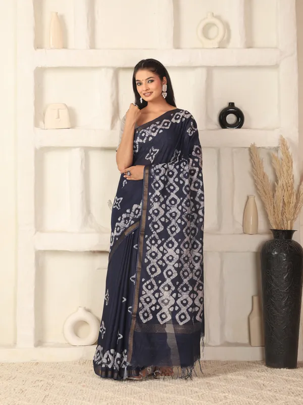 MH_HANDLOOM_Semi_Silk_Batik_Print_Saree_With_Blouse