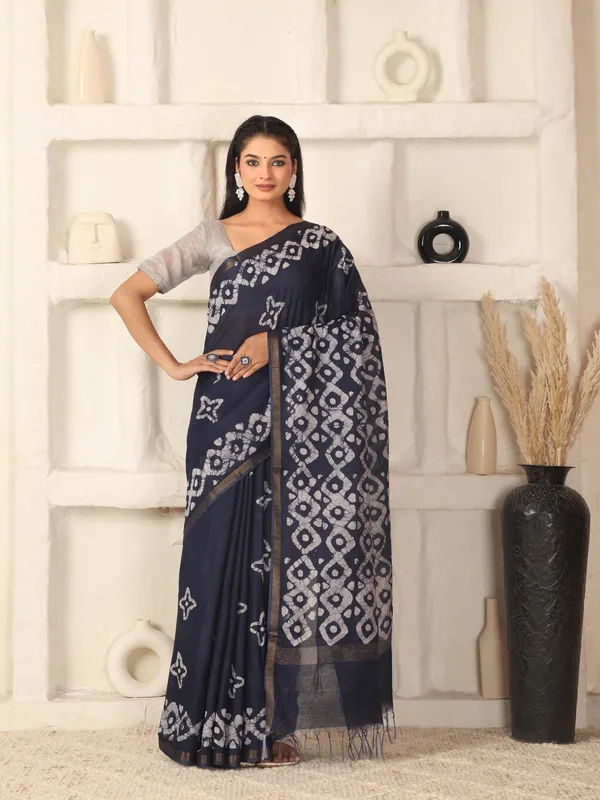 MH_HANDLOOM_Semi_Silk_Batik_Print_Saree_With_Blouse