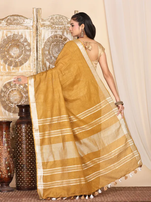 MH_HANDLOOM_WOMEN'S_LINEN_SAREE_WITH_BLOUSE_PIECE