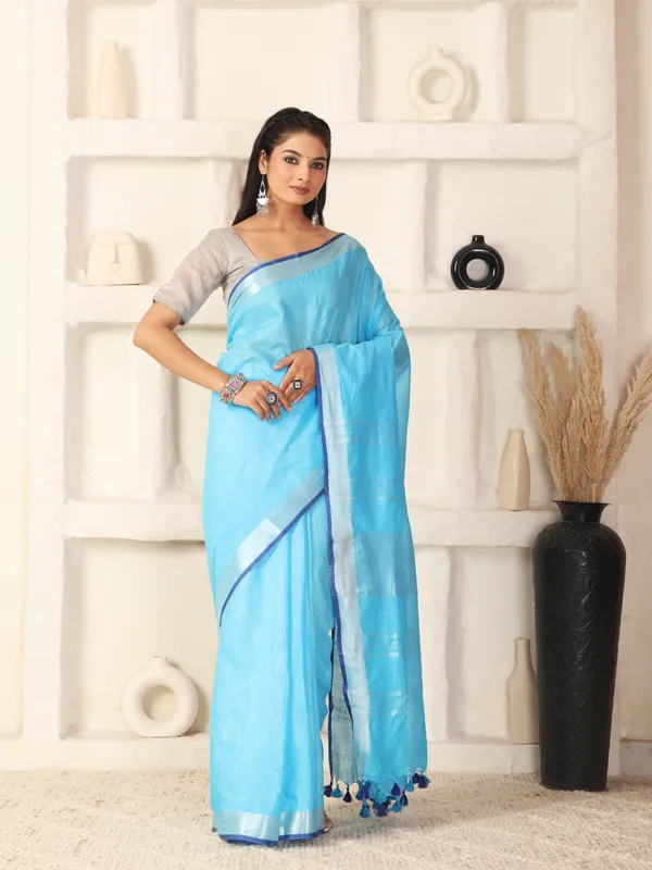 Sky_Blue_Women's_Linen_Slub_Saree_with_Blouse_Piece_for_Every_Occasion