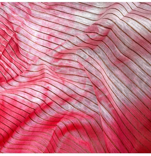 Red_Exquisite_Semi_Silk_Sarees_with_Blouse
