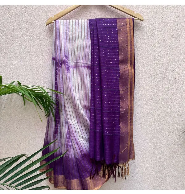 Purple_and_White_Exquisite_Semi_Silk_Sarees_with_Blouse