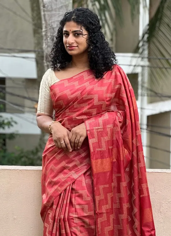 MH_HANDLOOM_WOMEN'S_SEMI_SILK_SAREE_WITH_BLOUSE_PIECE