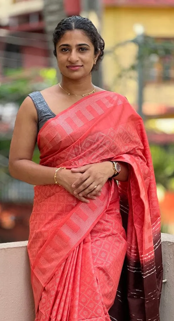 MH_HANDLOOM_WOMEN'S_SEMI_SILK_SAREE_WITH_BLOUSE_PIECE