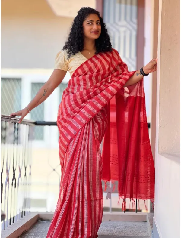 MH_HANDLOOM_WOMEN'S_SEMI_SILK_SAREE_WITH_BLOUSE_PIECE