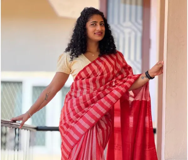 MH_HANDLOOM_WOMEN'S_SEMI_SILK_SAREE_WITH_BLOUSE_PIECE