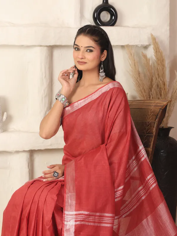 MH_HANDLOOM_WOMEN'S_LINEN_SAREE_WITH_BLOUSE_PIECE
