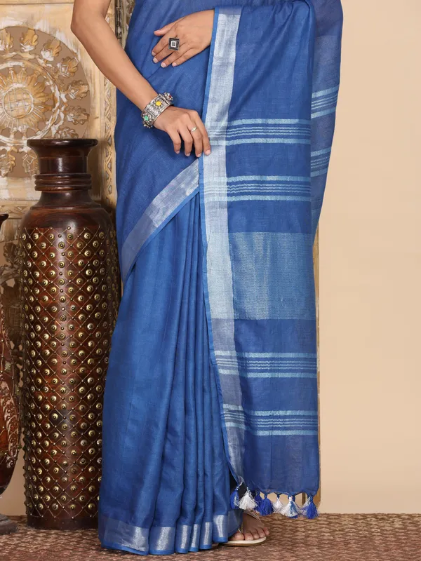 MH_HANDLOOM_WOMEN'S_LINEN_SAREE_WITH_BLOUSE_PIECE