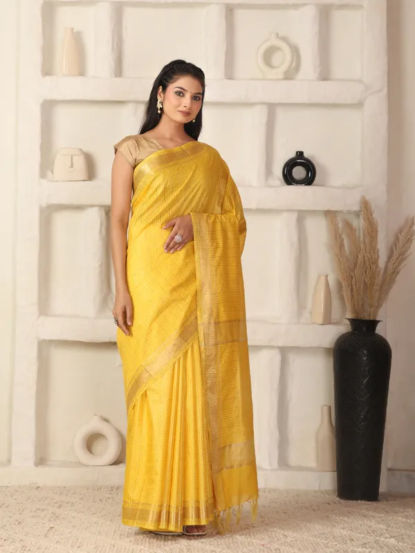 Yellow_Exquisite_Semi_Silk_Sarees_with_Blouse