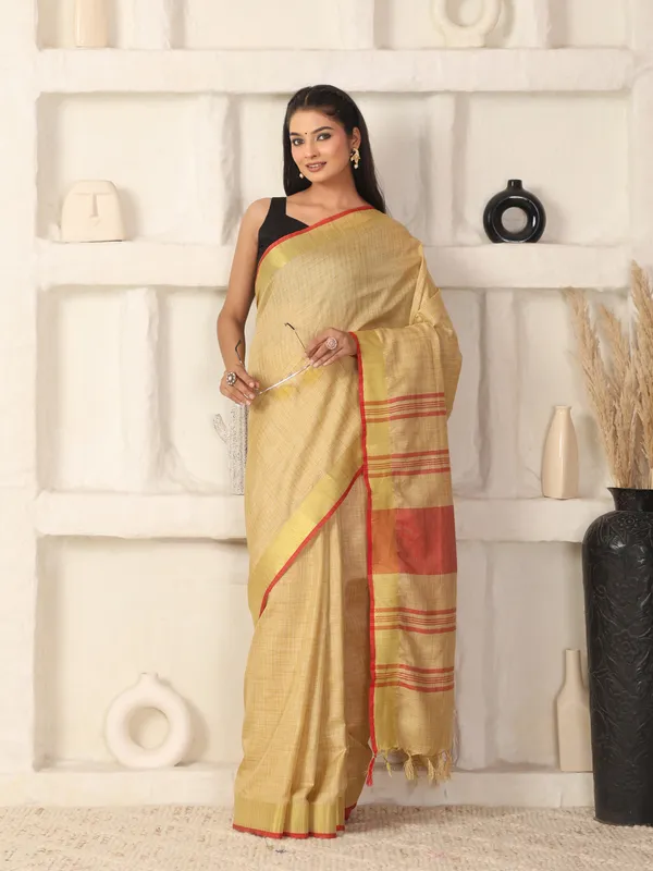 Beige_Colour_Art_Silk_Saree_(With_Unstitched_Blouse_Piece)_For_Women