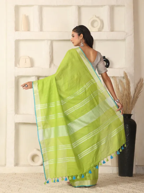 Parrot_Women's_Linen_Slub_Saree_with_Blouse_Piece_for_Every_Occasion