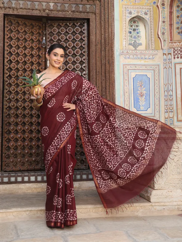 MH_HANDLOOM_Semi_Silk_Batik_Print_Saree_With_Blouse