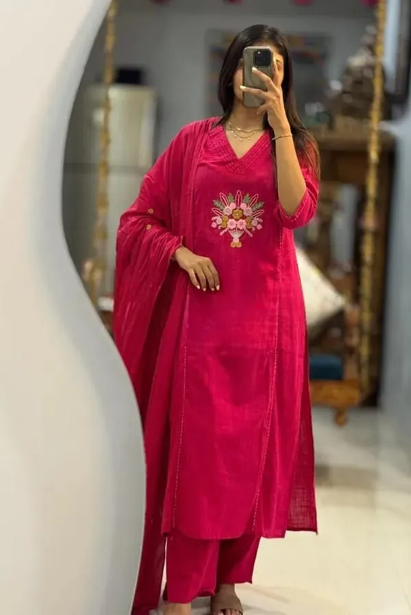 Cotton_Embroidered_Kurta_With_Pant_&_Dupatta_Set__.