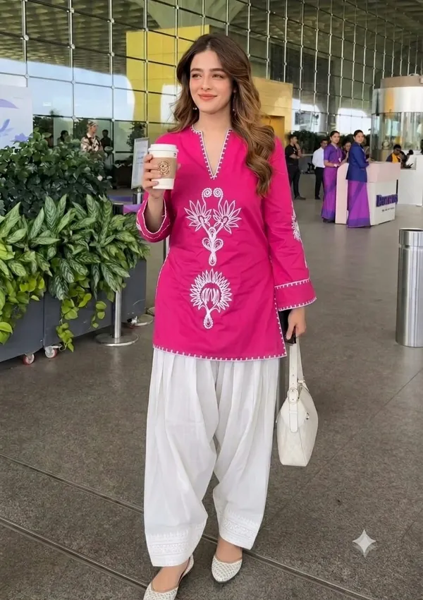 Cotton_Embroidered_Kurta_&_Pant_.