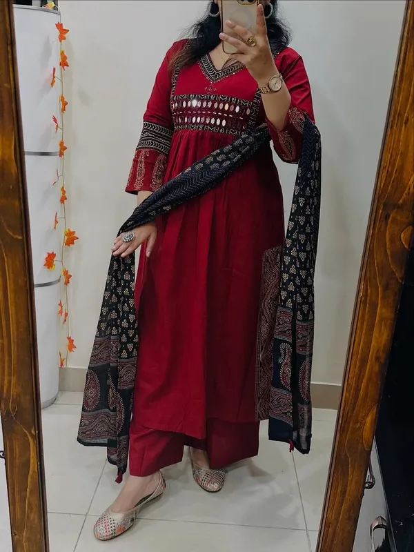 Cotton_Mirror_Work_Kurta_With_Pant_&_Dupatta_Set__.