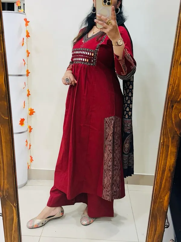Cotton_Mirror_Work_Kurta_With_Pant_&_Dupatta_Set__.