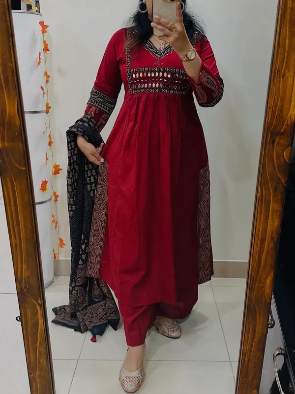 Cotton_Mirror_Work_Kurta_With_Pant_&_Dupatta_Set__.