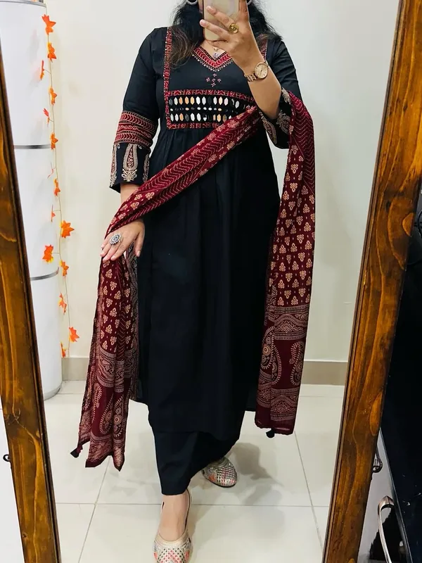 Cotton_Mirror_Work_Kurta_With_Pant_&_Dupatta_Set__.