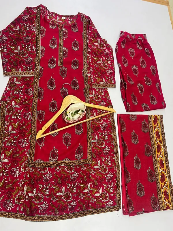 Cotton_Printed_Kurta_With_Pant_&_Dupatta_Set__.