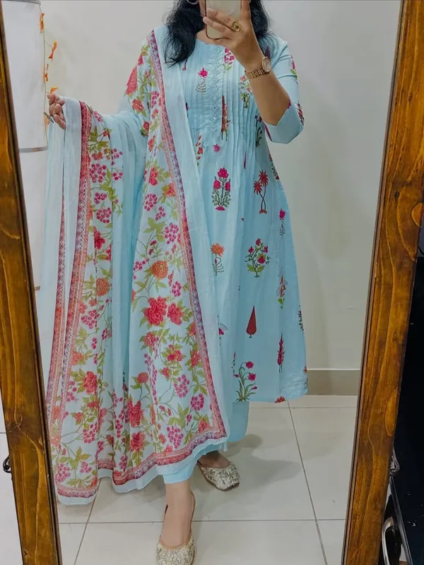 Cotton_Printed_Kurta_With_Pant_&_Dupatta_Set__.