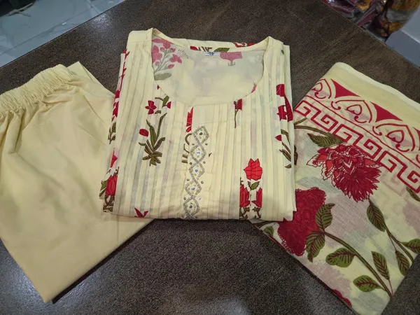 Cotton_Printed_Kurta_With_Pant_&_Dupatta_Set__.