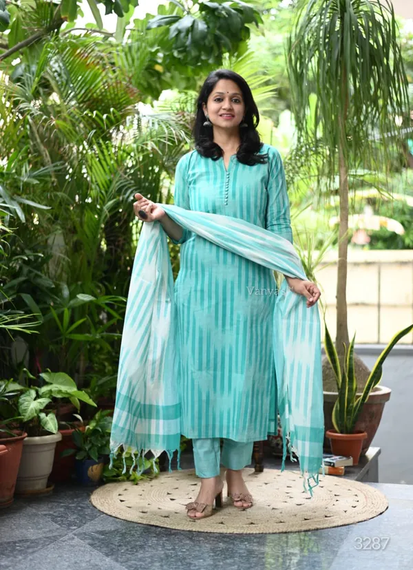 Handloom_South_Cotton_Kurta_With_Pant_&_South_Cotton_Dupatta_Set__.
