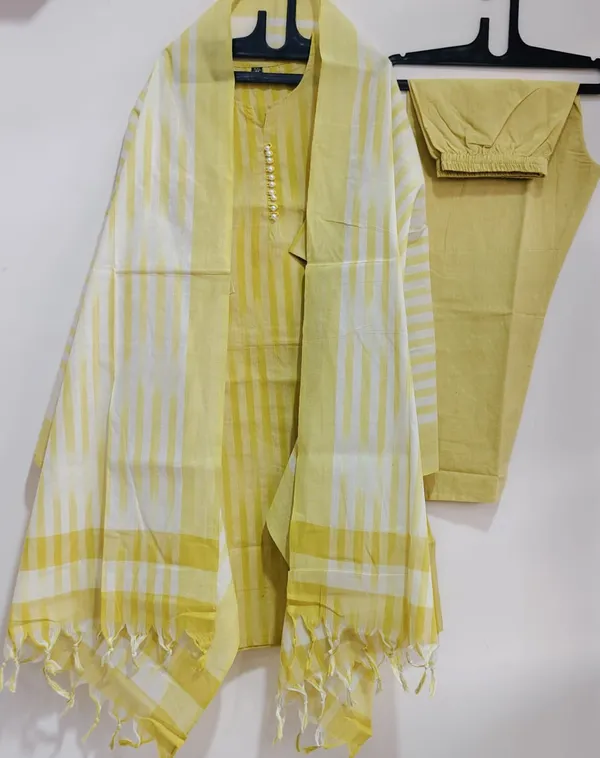 Handloom_South_Cotton_Kurta_With_Pant_&_South_Cotton_Dupatta_Set__.