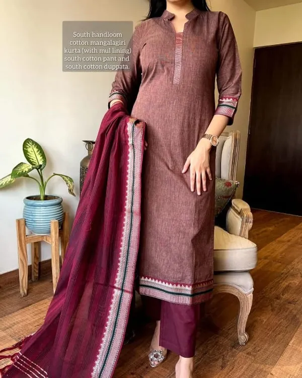 Handloom_South_Cotton_Manglagiri_Kurta_With_Pant_&_South_Cotton_Dupatta_Set__.