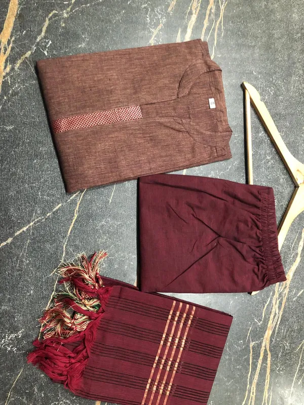 Handloom_South_Cotton_Manglagiri_Kurta_With_Pant_&_South_Cotton_Dupatta_Set__.