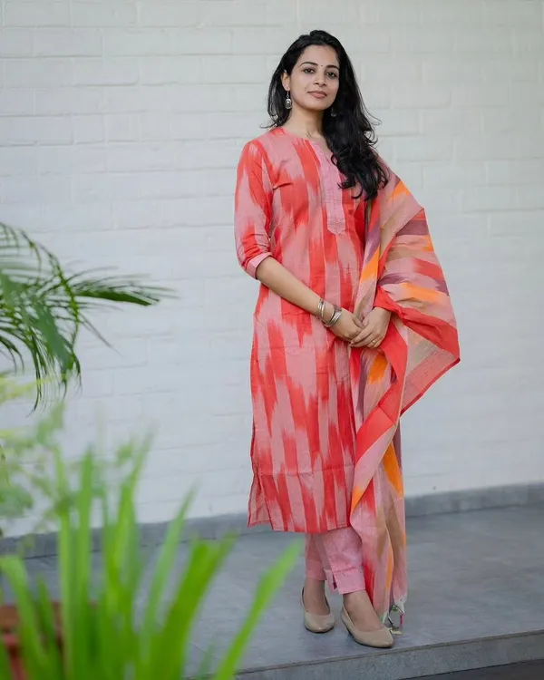 South_Cotton_Kurta_With_Pant_&_Dupatta_Set