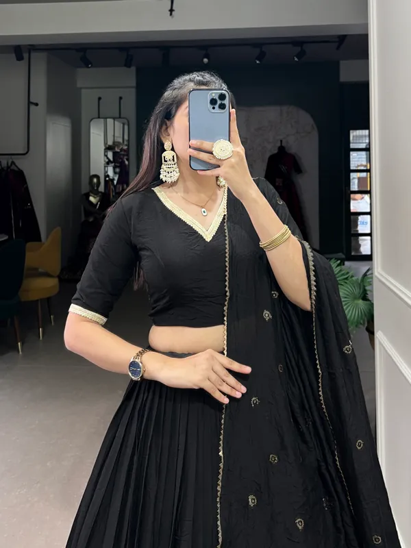 Chanderi_Black_Festival_Wear_Weaving_Readymade_Lehenga_Choli