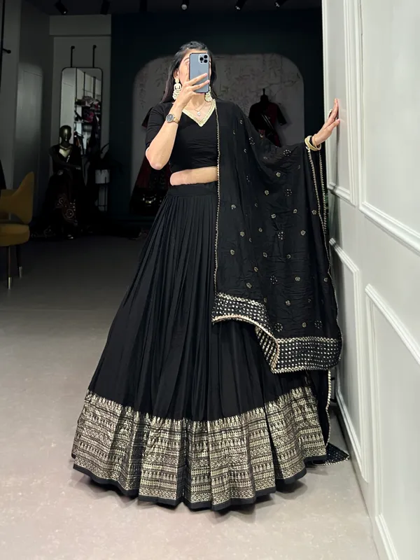 Chanderi_Black_Festival_Wear_Weaving_Readymade_Lehenga_Choli