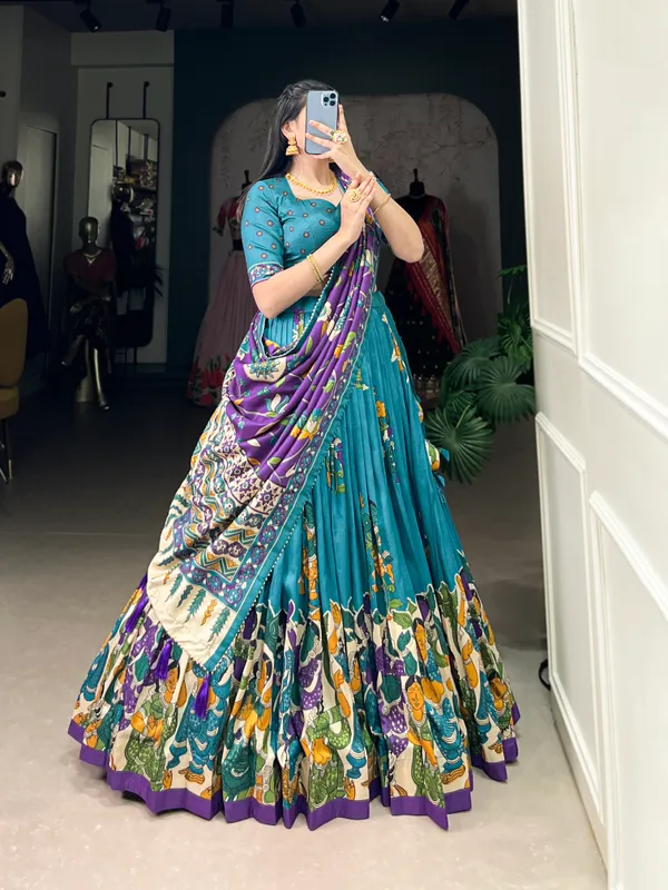 Firoji_Premium_&_Elegant_Dola_Silk_Lehenga_Choli_For_Women