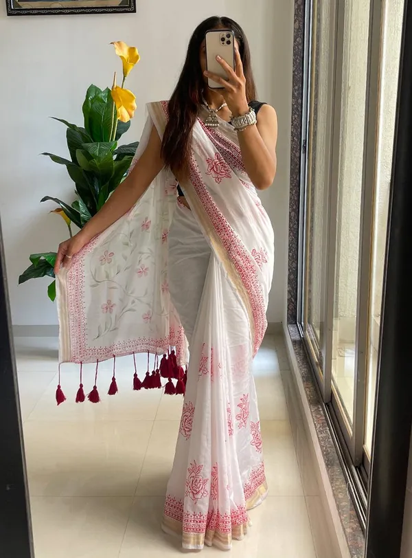 Original_Hand_Block_Red_Natural_Colour_Design_with_White_Colour_With_Fancy_Dimanding_Zari_Bodar