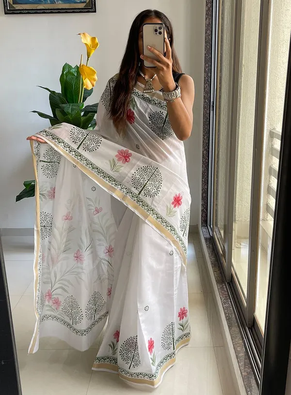 Orignal_Bagru_Hand_Block_With_Hand_Paint_Natural_Colour_Design_with_White_Colour_With_Fancy_Dimanding_Zari_Bodar_Sarees