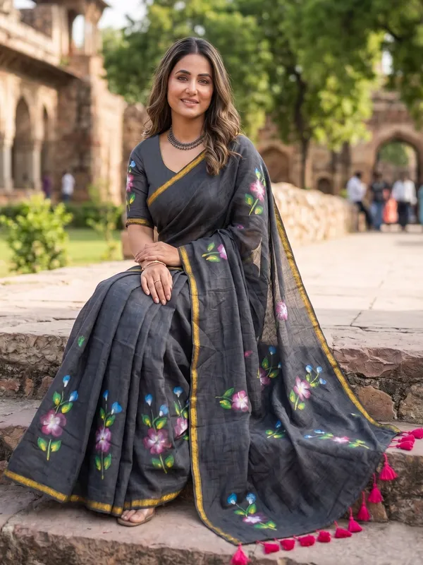 ORIGINAL_HAND_PAINT_NATURAL_COLOUR_SAREES_and_soft_Maslin_Cotton_With_Hevy_Zari_Bodar
