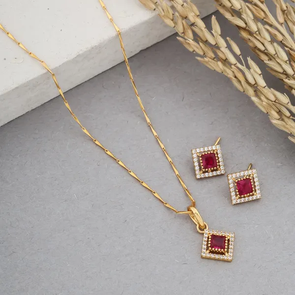 Trendy_Design_Red_AD_Diamond_Copper_Micro_Gold_Plated_Pendant_Set_For_Women_And_Girls