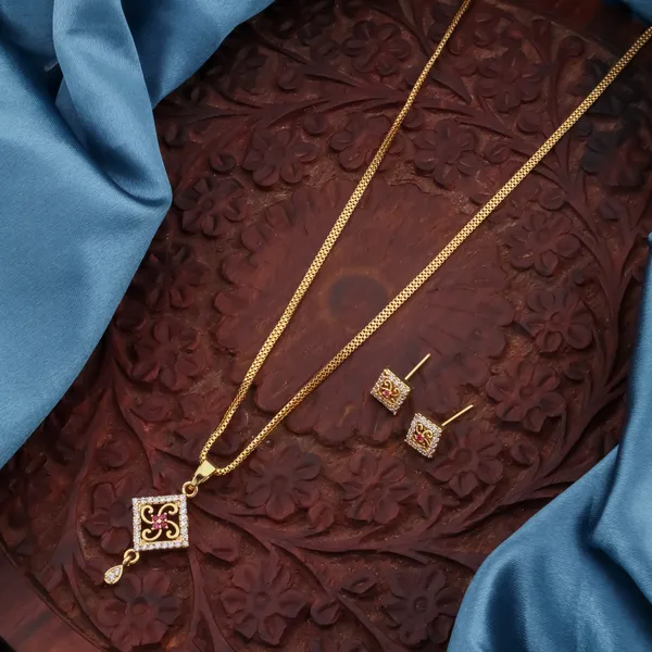 Latest_Design_AD_Diamond_Copper_Micro_Gold_Plated_Pendant_Set_For_Women_And_Girls