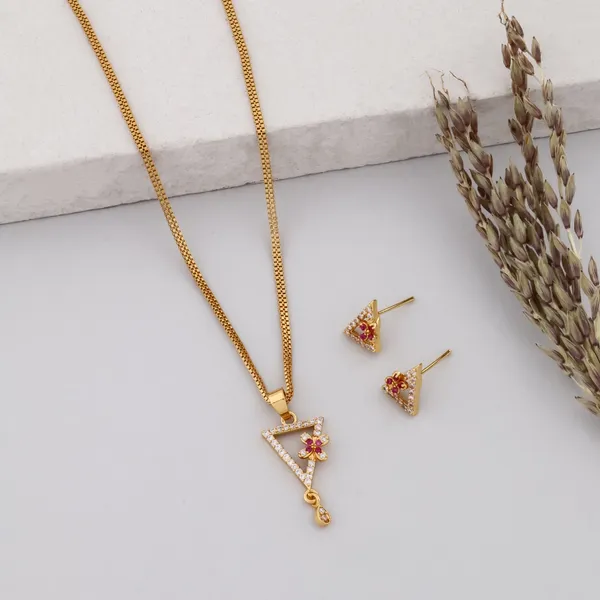 Fancy_Design_AD_Diamond_Copper_Micro_Gold_Plated_Pendant_Set_For_Women_And_Girls