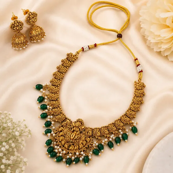 Classic_Design_Green_Pearl_Bead_Brass_Gold_Plated_Matte_Short_Necklace_Jewellery_Set_For_Women_And_Girls