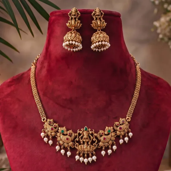 Classic_Duck_Design_Pearls_Gold_Plated_Matte_Choker_Necklace_Set_For_Women_And_Girls