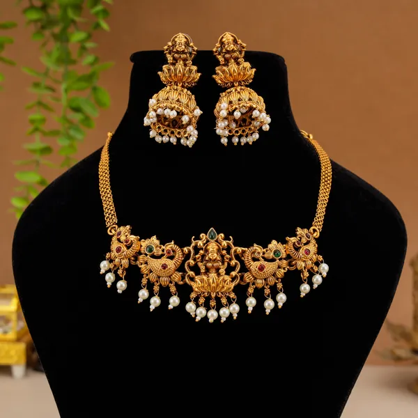 Classic_Duck_Design_Pearls_Gold_Plated_Matte_Choker_Necklace_Set_For_Women_And_Girls