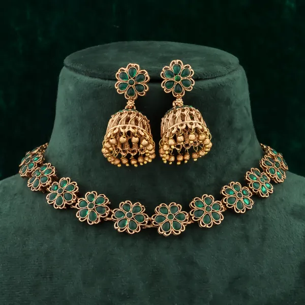 Grisha_Jewellery_Traditional_Design_Green_Stone_Design_Brass_Gold_Plated_Matte_Necklace_Set_For_Women_And_Girls
