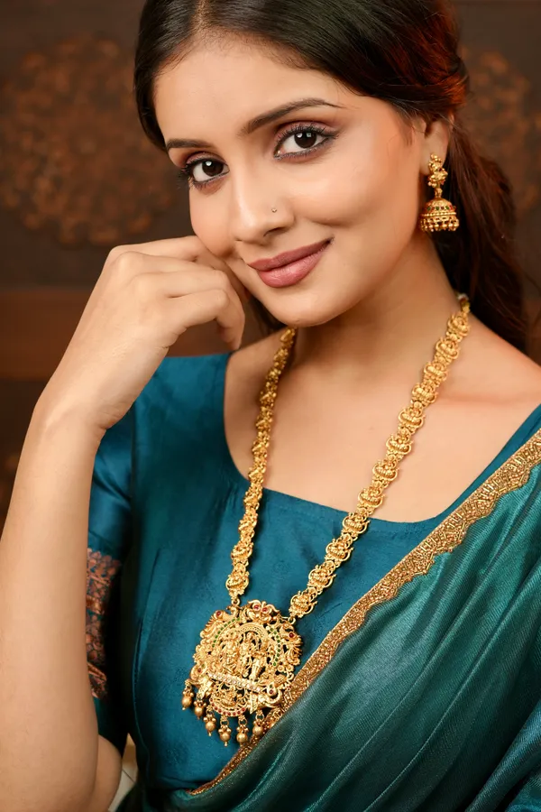 Grisha_Jewellery_Latest_Design_Ram_Seeta_Laxman_Long_Haram_Jewellery_Set_With_Jhumka_For_Women_And_Girls