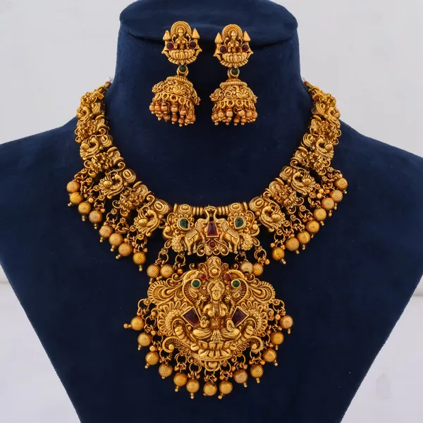 Grisha_Jewellery_Traditional_Lakshmi_Design_Pearl_Bead_Brass_Gold_Plated_Matte_Short_Necklace_Jewellery_Set_For_Women_And_Girls