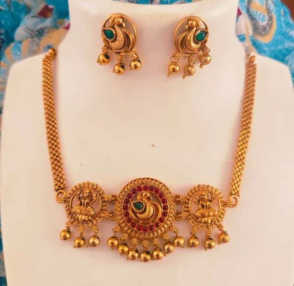 Latest_Delicate_Design_Golden_Bead_Brass_Gold_Plated_Matte_Necklace_Choker_Set_For_Women_And_Girls