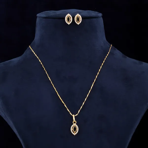 Latest_Design_AD_Diamond_Copper_Micro_Gold_Plated_Black_Pendant_Set_For_Women_And_Girls