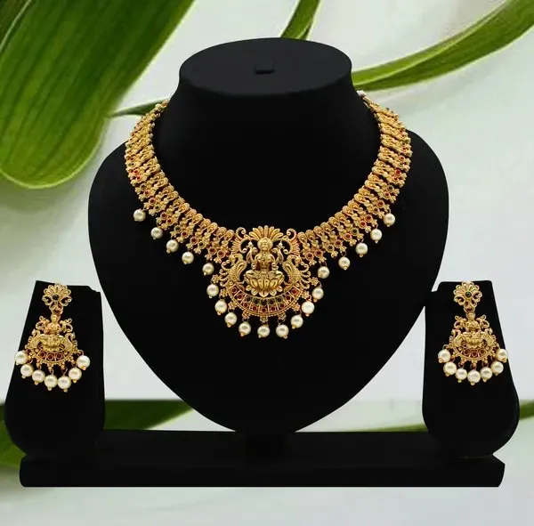 Traditional_Design_Gold_Plated_Matte_Necklace_Jewellery_Set_For_Women_And_Girls