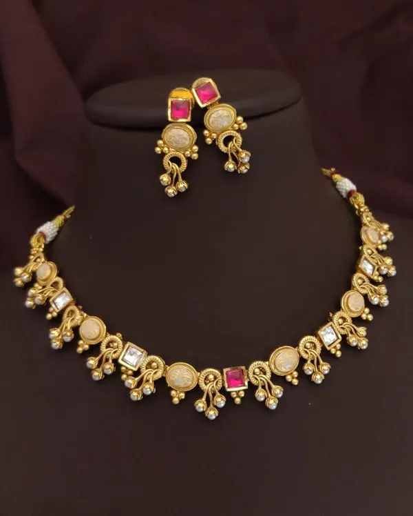Traditional_AD_Pearl_Stone_Copper_Gold_Plated_Necklace_With_Earrings_Set_For_Women_And_Girls